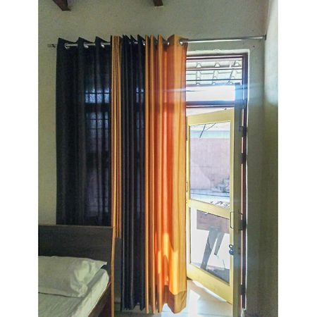 Krittika Rao Dhaba By Wb Inn Gurgaon Zewnętrze zdjęcie